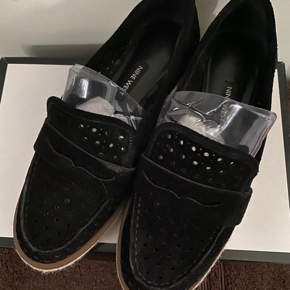 Black Sude Nine West Oxford Shoes lug sole - Picture 4 of 6